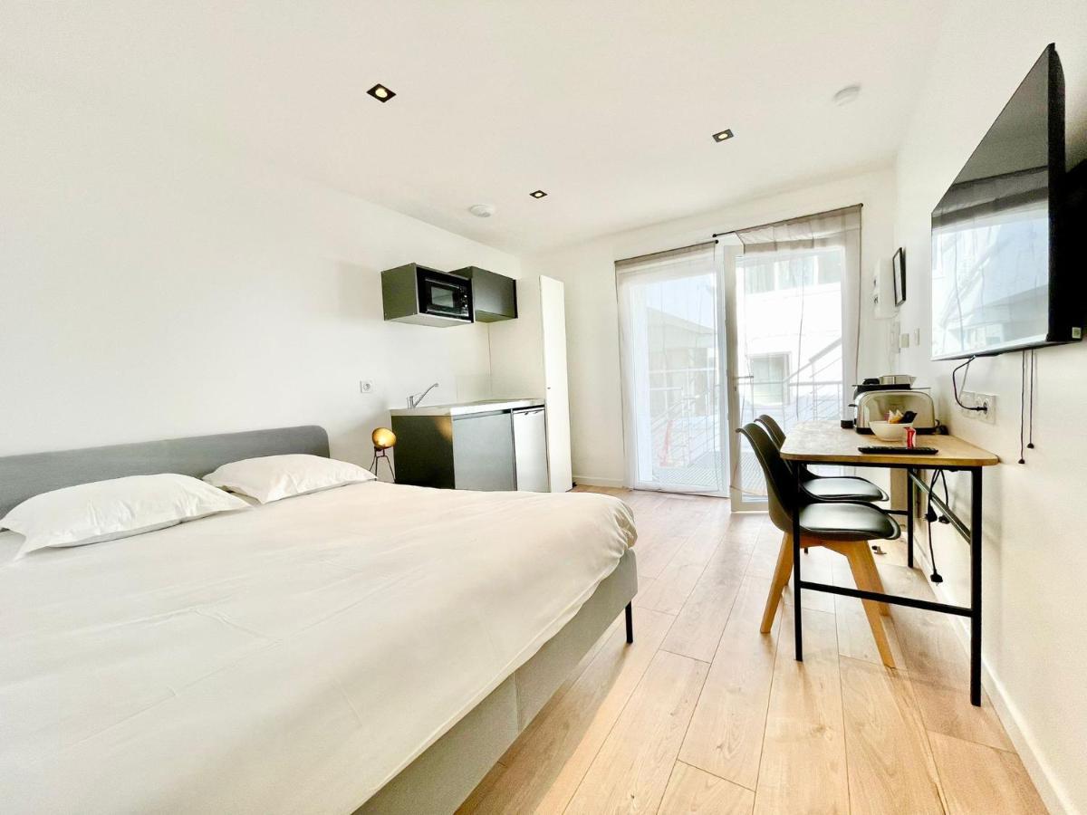 Residence Duguay - Centre Ville - Porte B - Appartements Tout Confort - Neuf - Nouveau Лориан Екстериор снимка